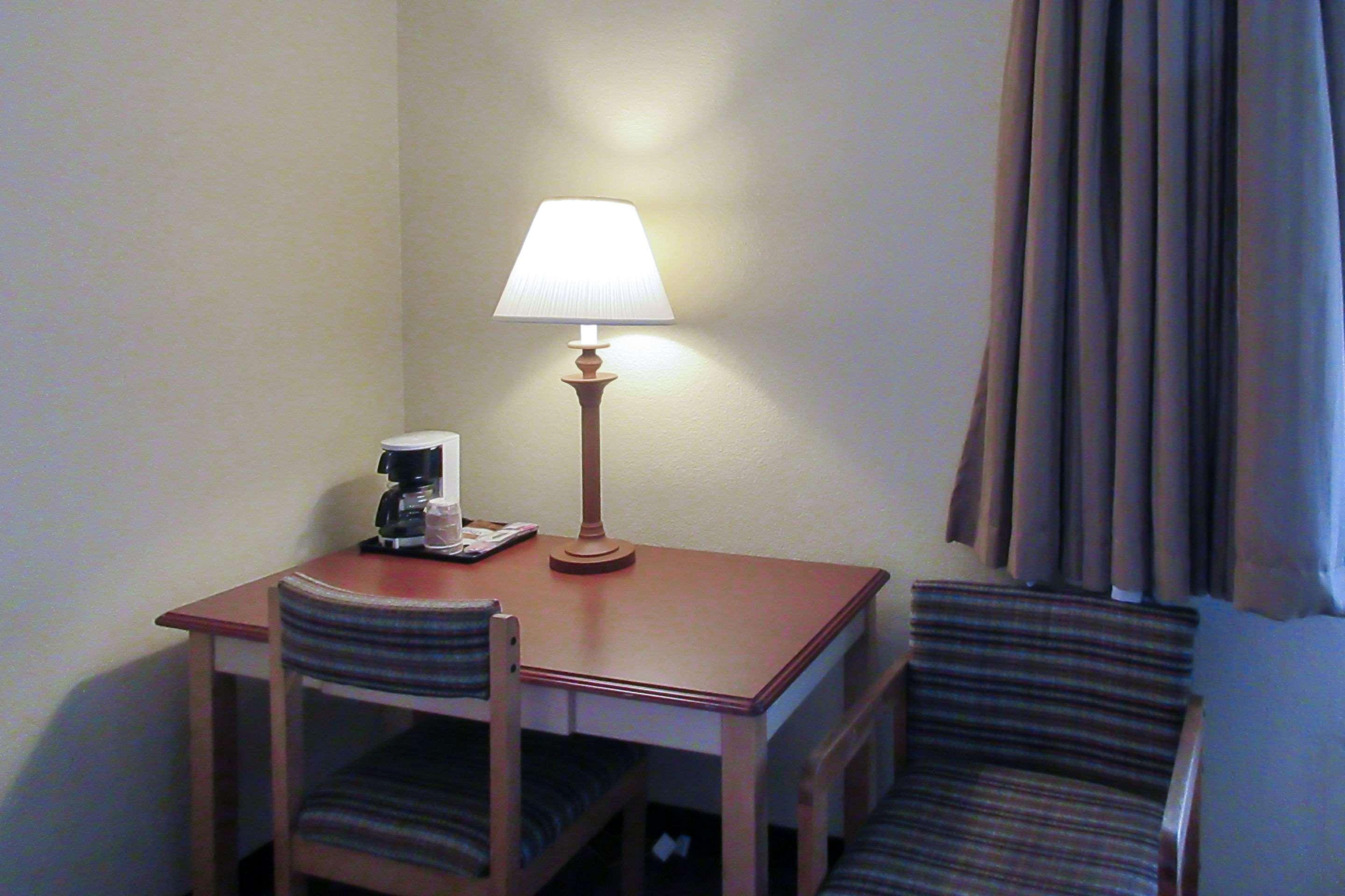 Days Inn By Wyndham Erie Kearsarge Exterior foto