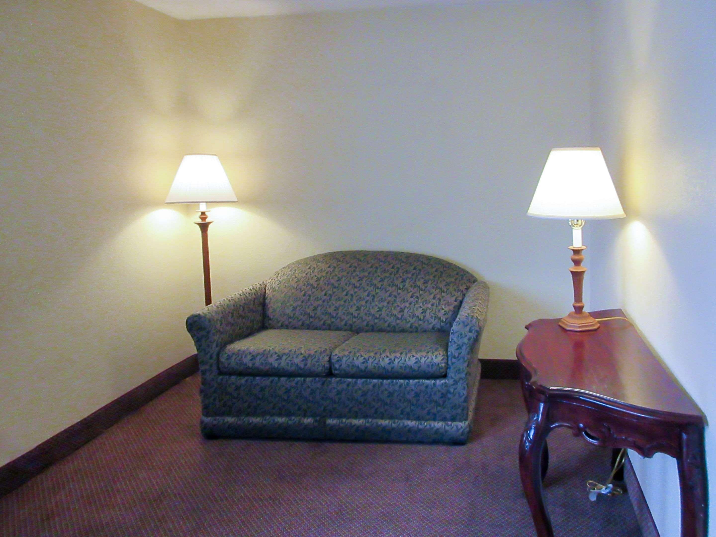 Days Inn By Wyndham Erie Kearsarge Exterior foto
